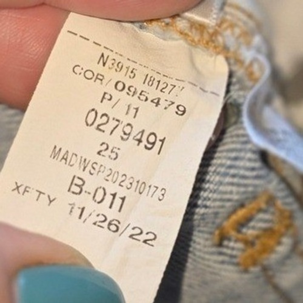 Madewell Light Blue Jeans Size 25 Button Fly Classic 5 Pocket Design 96% Cotton - Picture 10 of 11